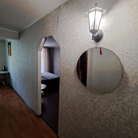 Однокомнатная Квартира В Сердце Города Kryvyi Rih Dış mekan fotoğraf